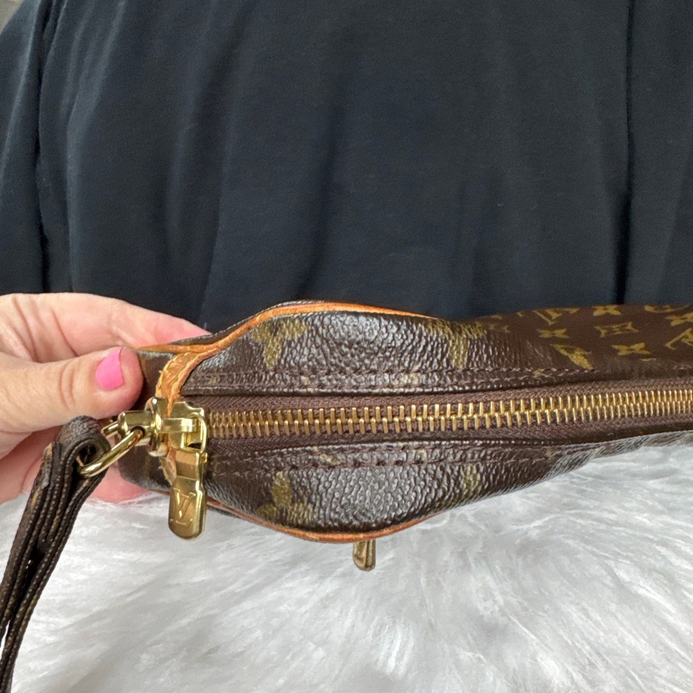 Louis Vuitton Vintage Marly Dragonne GM Clutch Bag Monogram Brown CanvasWristlet - Picture 2 of 16